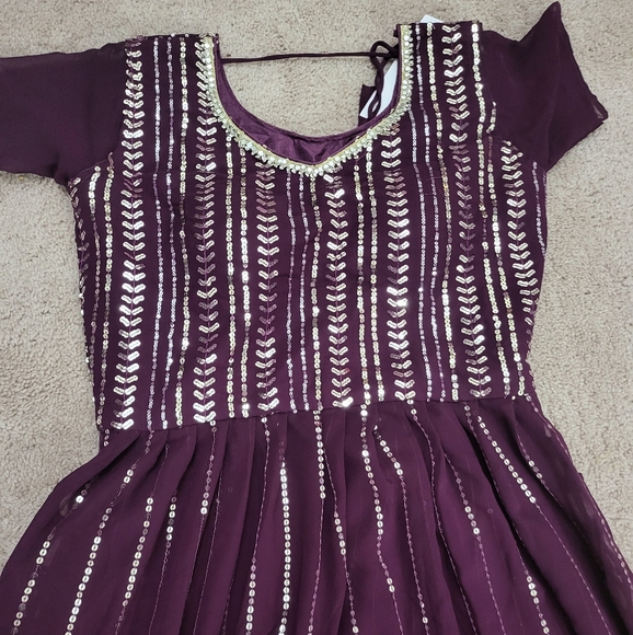 Salwaar Kameez - Picture 4 of 5